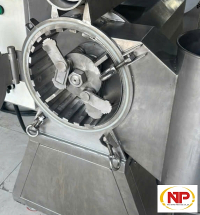 máy nghiền bột mịn 4 tấc