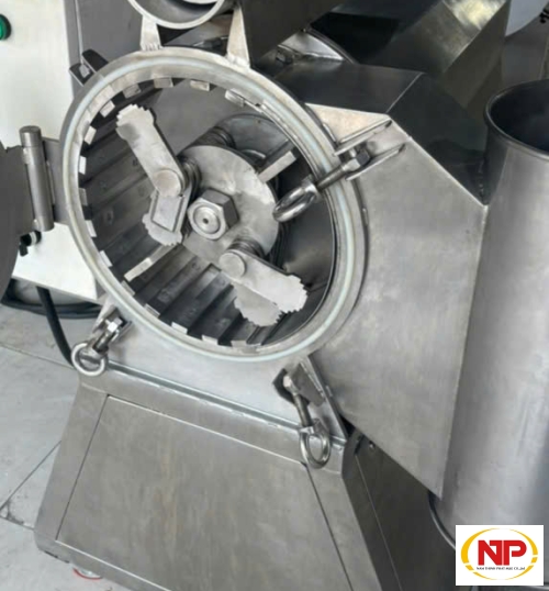 máy nghiền bột mịn 4 tấc